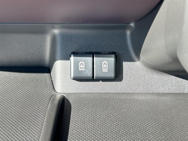 スペーシアカスタム ハイブリッドＸＳターボ　全周囲カメラ　両側電動スライドドア　ナビ　ＴＶ　クリアランスソナー　オートクルーズコントロール　レーンアシスト　衝突被害軽減システム　オートライト　ＬＥＤヘッドランプ　スマートキー（41枚目）