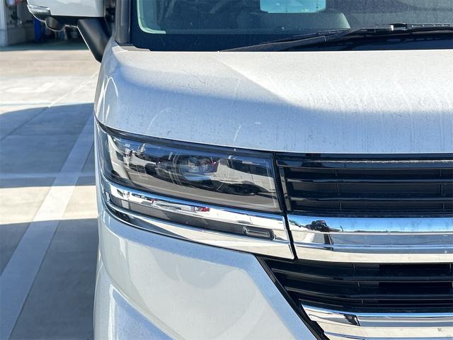 スペーシアカスタム ハイブリッドＸＳ　全周囲カメラ　両側電動スライドドア　ナビ　ＴＶ　クリアランスソナー　オートクルーズコントロール　レーンアシスト　衝突被害軽減システム　オートライト　ＬＥＤヘッドランプ　スマートキー（32枚目）