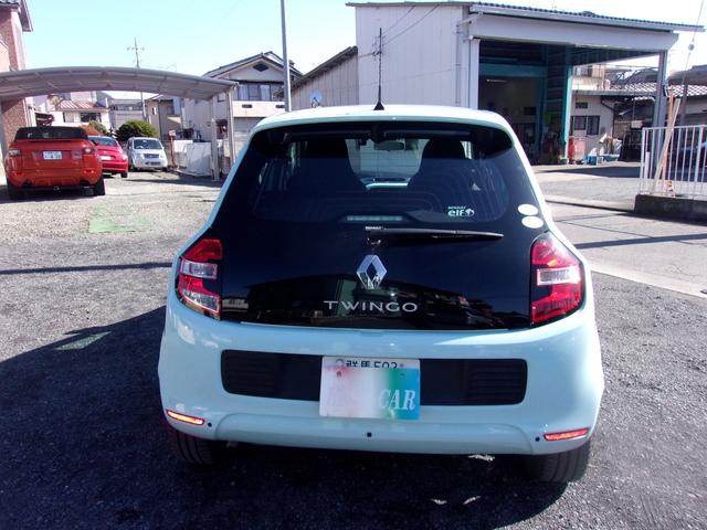 トゥインゴ インテンス(3枚目)