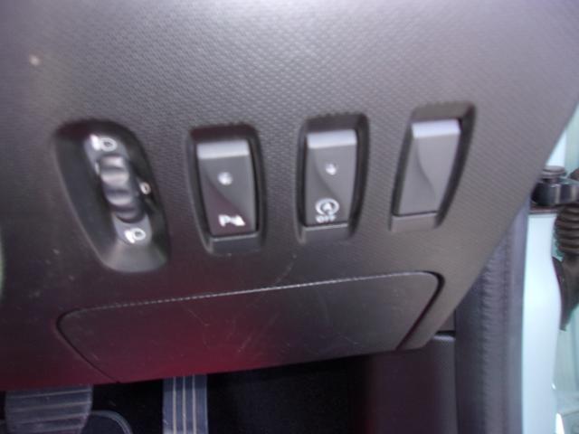 トゥインゴ インテンス(29枚目)