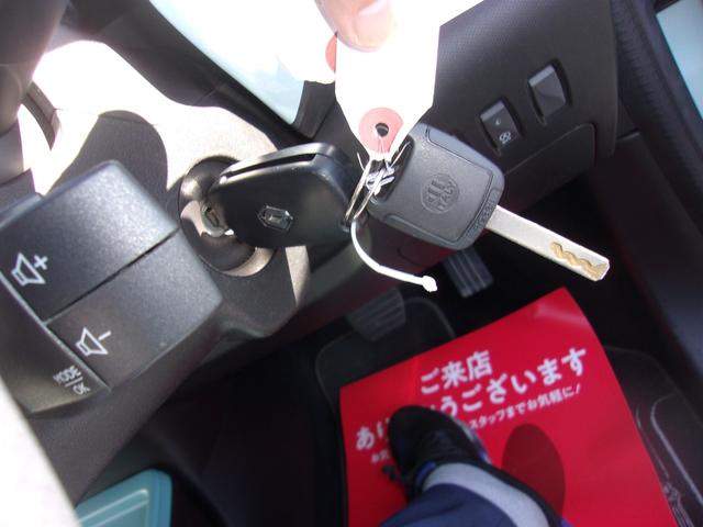 トゥインゴ インテンス(30枚目)