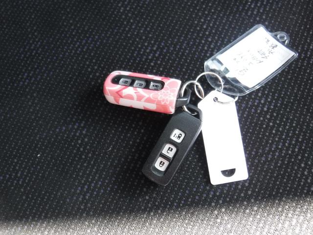 N-BOX 2トーンカラースタイル G・Lパッケージ 4WD 純正ナビ フルセグTV バックカメラ ETC パワースライドドア シートヒーター スマートキー(21枚目)