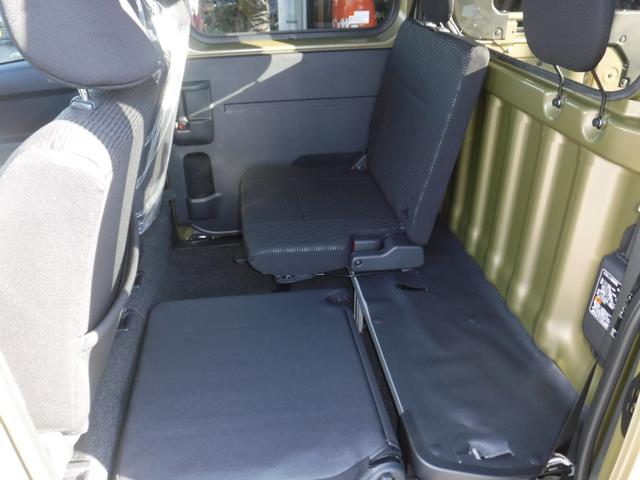 ハイゼットカーゴ デッキバンＧ　４ＷＤ　衝突被害軽減ブレーキ　ナビ　フルセグＴＶ　スマートキー　寒冷地仕様　届け出済み未使用車（14枚目）
