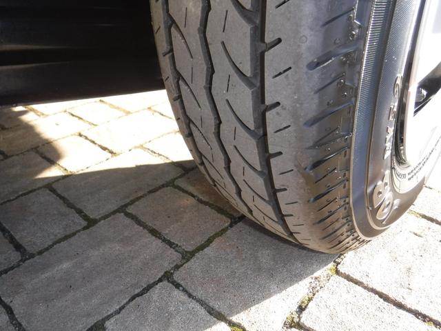 ハイゼットカーゴ デッキバンＧ　４ＷＤ　衝突被害軽減ブレーキ　ナビ　フルセグＴＶ　スマートキー　寒冷地仕様　届け出済み未使用車（21枚目）