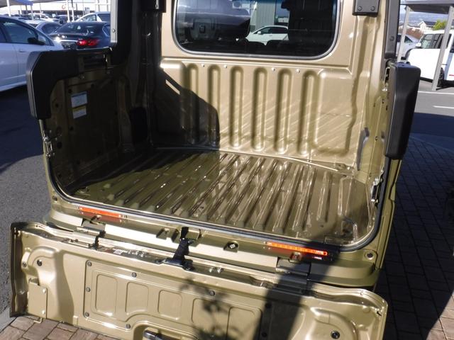 ハイゼットカーゴ デッキバンＧ　４ＷＤ　衝突被害軽減ブレーキ　ナビ　フルセグＴＶ　スマートキー　寒冷地仕様　届け出済み未使用車（26枚目）