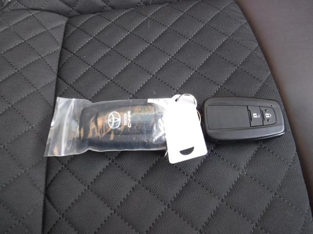 Ｃ－ＨＲ Ｇ　純正９インチナビ　フルセグＴＶ　バックカメラ　ＥＴＣ　セーフティセンス　モデリスタエアロ　ＬＥＤヘッドライト　シートヒーター　スマートキー（22枚目）