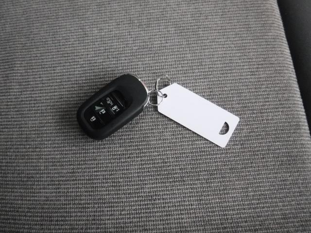 N-BOX ベースグレード ホンダセンシング 純正ナビ フルセグTV バックカメラ LEDヘッドライト パワースライドドア 前後ドライブレコーダー スマートキー(24枚目)