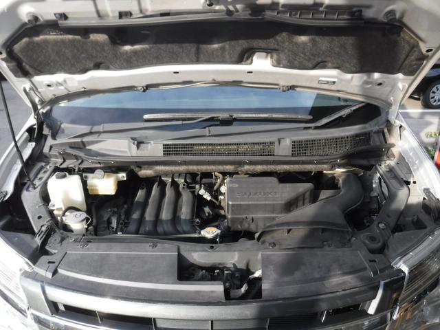 ランディ ２．０Ｘ　Ｓ－ハイブリッド　純正ナビ　フルセグＴＶ　バックカメラ　ＥＴＣ　エマージェンシーブレーキ　両側パワースライドドア　ＬＥＤヘッドライト　スマートキー（28枚目）