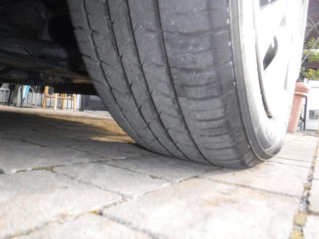 ランディ ２．０Ｘ　Ｓ－ハイブリッド　純正ナビ　フルセグＴＶ　バックカメラ　ＥＴＣ　エマージェンシーブレーキ　両側パワースライドドア　ＬＥＤヘッドライト　スマートキー（30枚目）