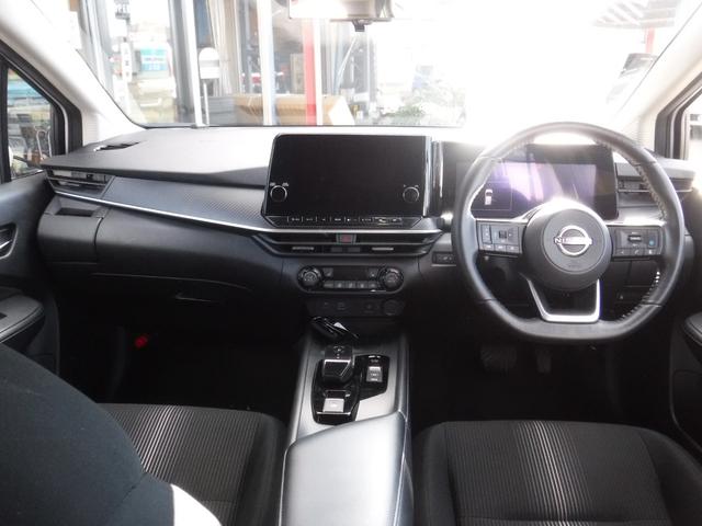 ノート Ｘ　ＦＯＵＲ　４ＷＤ　純正９インチナビ　フルセグＴＶ　プロパイロット　アラウンドビューモニター　ＥＴＣ２．０　ＬＥＤヘッドライト　シートヒーター　スマートキー（7枚目）