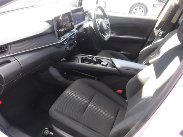 ノート Ｘ　ＦＯＵＲ　４ＷＤ　純正９インチナビ　フルセグＴＶ　プロパイロット　アラウンドビューモニター　ＥＴＣ２．０　ＬＥＤヘッドライト　シートヒーター　スマートキー（9枚目）