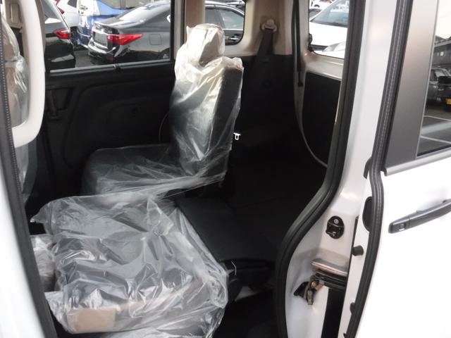 デリカミニ Ｔ　プレミアム　デリマルパッケージ　４ＷＤ　ターボ　純正１２．３インチディスプレイ　ＥＴＣ２．０　全方位カメラ　前後ドライブレコーダー　デジタルルームミラー　衝突被害軽減ブレーキ　両側パワースライドドア　　シートヒーター　届出済未使用車（11枚目）