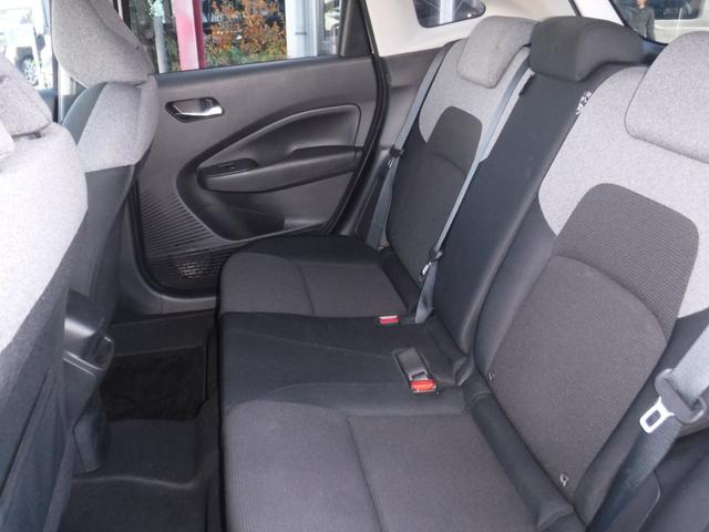 ノート Ｓ　衝突被害軽減ブレーキ　純正ナビ　フルセグＴＶ　アラウンドビューモニター　インテリジェントキー　ＬＥＤヘッドライト　ワンオーナー　走行８７００ｋｍ　車検Ｒ９年１０月（11枚目）