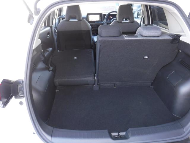 ノート Ｓ　衝突被害軽減ブレーキ　純正ナビ　フルセグＴＶ　アラウンドビューモニター　インテリジェントキー　ＬＥＤヘッドライト　ワンオーナー　走行８７００ｋｍ　車検Ｒ９年１０月（14枚目）