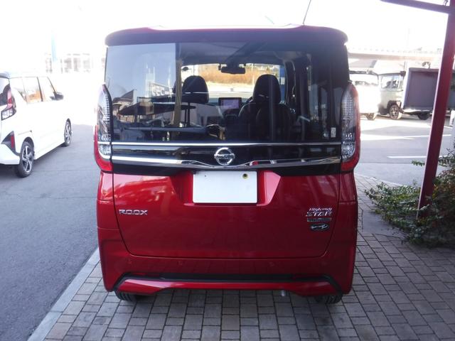 ルークス ハイウェイスター　ＸアーバンクロムプロパイロットＥＤ　衝突被害軽減ブレーキ　純正８インチナビ　フルセグＴＶ　アラウンドビューモニター　両側パワースライドドア　インテリジェントキー　前後ドライブレコーダー　ワンオーナー（4枚目）