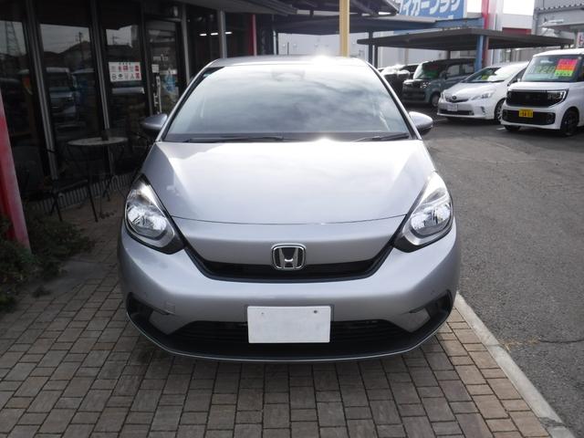 フィット ベーシック　ホンダセンシング　スマートキー　電動格納ミラー　走行２００００ｋｍ（2枚目）