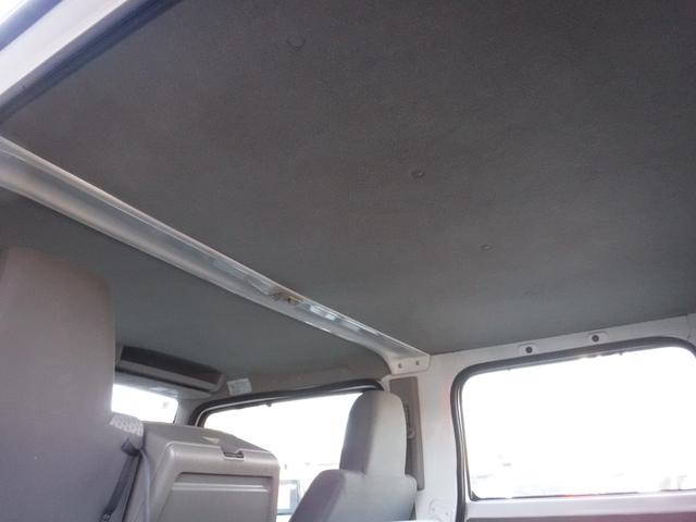 アトラストラック ＷキャブフルスーパーローＤＸ　４ＷＤ　ディーゼル　５速マニュアル　１．１５ｔ　パワーウィンドウ　リヤヒーター　キーレス（13枚目）