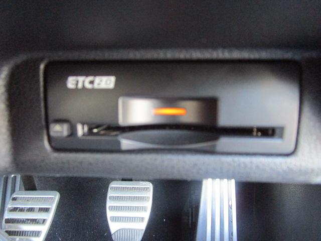 フェアレディＺ バージョンＳＴ　６速　ＨＫＳマフラー　書換ＥＣＵ　地デジナビ　バックカメラ　衝突軽減ブレーキ　ＥＴＣ　シートヒーター　ハーフレザーシート　保証１年付（24枚目）