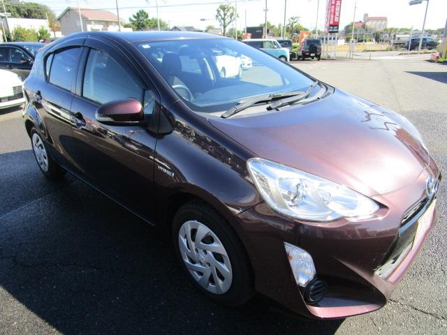 アクア S 後期型 衝突軽減ブレーキ 地デジナビ バックカメラ ETC キーフリー 電格ウインカーミラー レーンキープアシスト 保証1年付(4枚目)