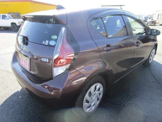 アクア S 後期型 衝突軽減ブレーキ 地デジナビ バックカメラ ETC キーフリー 電格ウインカーミラー レーンキープアシスト 保証1年付(8枚目)