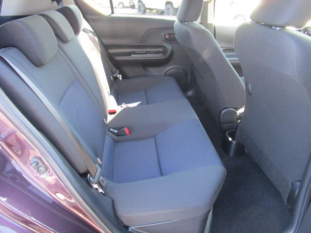 アクア S 後期型 衝突軽減ブレーキ 地デジナビ バックカメラ ETC キーフリー 電格ウインカーミラー レーンキープアシスト 保証1年付(12枚目)