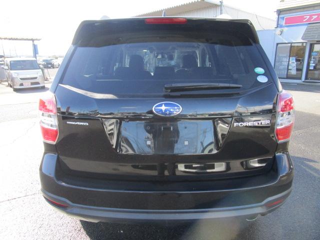 常時在庫１００台以上！ご契約から納車まで担当スタッフを中心に、迅速に進めさせて頂きます！契約後車庫証明等の手続き中に、納車前車検又は点検をさせて頂き、万全の体制で納車の準備をさせて頂きます！