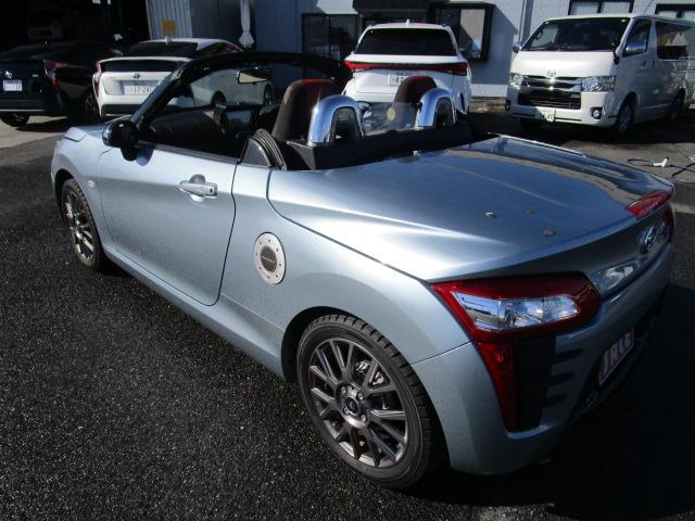 コペン ローブ　車高調付　地デジナビ　バックカメラ　ＥＴＣ　キーフリー　シートヒーター　保証１年付　社外アルミ　タワーバー　エアクリ（9枚目）