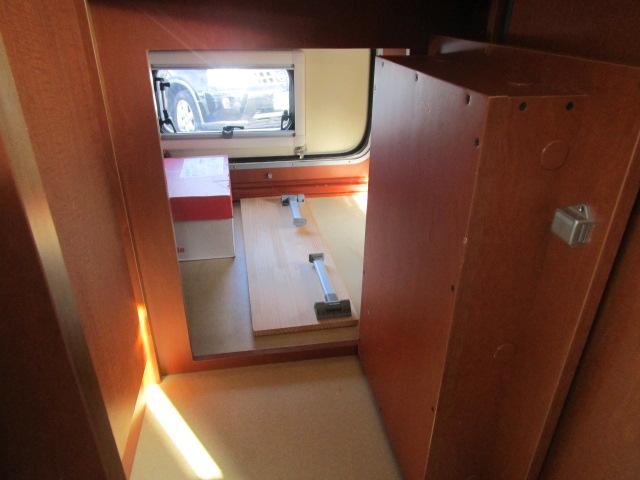 カムロード キャンピング ナッツRV クレラ5.3X FFヒーター リアAC シャワー シンク コンロ サイドオーニング(32枚目)