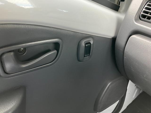 サンバーバン ディアス 4WD パワステ パワーウインドウ エアコン FMAMラジオ 両側スライドドア 助手席エアバッグ(71枚目)