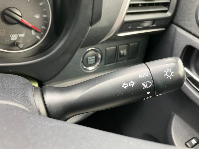 ラクティス G ワンオーナー 純正ナビ フルセグTV Bluetooth接続 バックカメラ オートクルーズコントロール スマートキー スペアキー付(5枚目)