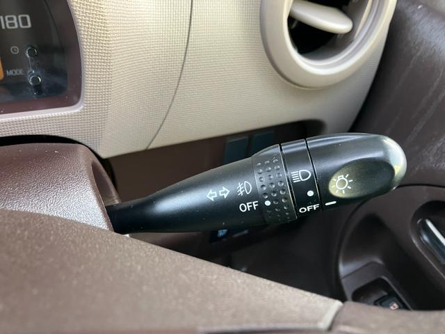 パッソ Ｘ　Ｇパッケージ　ワンオーナー　純正ナビ　フルセグＴＶ　バックカメラ　ＥＴＣ　Ｂｌｕｅｔｏｏｔｈ接続　スマートキー　禁煙車（9枚目）