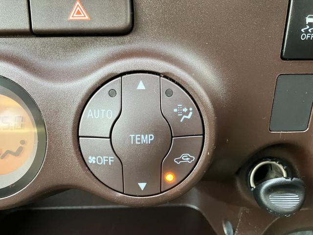 パッソ Ｘ　Ｇパッケージ　ワンオーナー　純正ナビ　フルセグＴＶ　バックカメラ　ＥＴＣ　Ｂｌｕｅｔｏｏｔｈ接続　スマートキー　禁煙車（12枚目）