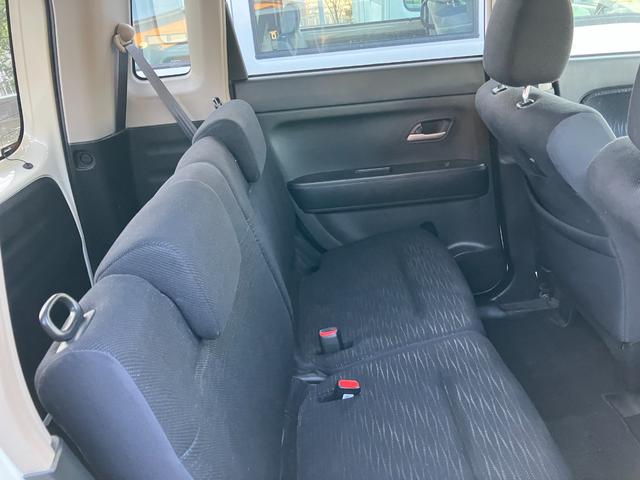 ゼストスパーク Ｗターボ　ＥＴＣ　ＣＤ　オートエアコン　アルミホイール　ＨＩＤ　スマートキー　スタイリッシュパッケージ　本革巻きステアリングホイール（24枚目）