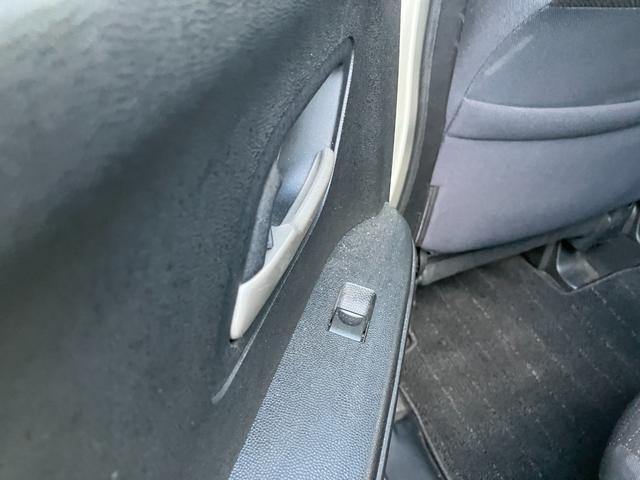 ゼストスパーク Ｗターボ　ＥＴＣ　ＣＤ　オートエアコン　アルミホイール　ＨＩＤ　スマートキー　スタイリッシュパッケージ　本革巻きステアリングホイール（29枚目）