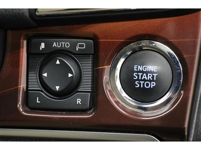 クラウン ロイヤルサルーンＧ　メモリーナビ　ＨＩＤヘッドライト　ＥＴＣ　バックカメラ　革シート　アルミホイール　フルセグ　オートクルーズコントロール　ＤＶＤ再生　スマートキー　パワーシート　ミュージックプレイヤー接続可　エアバッグ（9枚目）