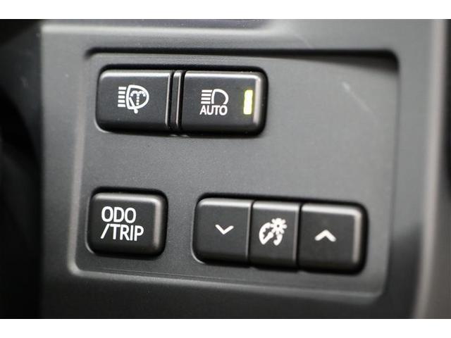 クラウン ロイヤルサルーンＧ　メモリーナビ　ＨＩＤヘッドライト　ＥＴＣ　バックカメラ　革シート　アルミホイール　フルセグ　オートクルーズコントロール　ＤＶＤ再生　スマートキー　パワーシート　ミュージックプレイヤー接続可　エアバッグ（10枚目）