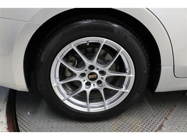 クラウン ロイヤルサルーンＧ　メモリーナビ　ＨＩＤヘッドライト　ＥＴＣ　バックカメラ　革シート　アルミホイール　フルセグ　オートクルーズコントロール　ＤＶＤ再生　スマートキー　パワーシート　ミュージックプレイヤー接続可　エアバッグ（18枚目）