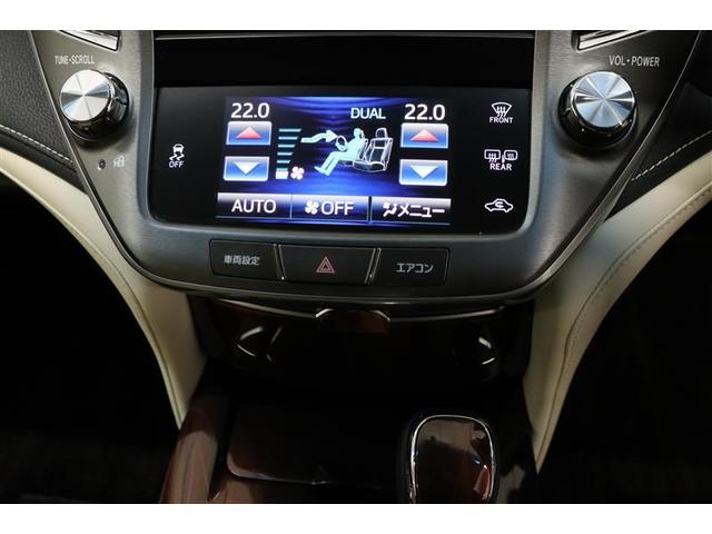 クラウン ロイヤルサルーンＧ　メモリーナビ　ＨＩＤヘッドライト　ＥＴＣ　バックカメラ　革シート　アルミホイール　フルセグ　オートクルーズコントロール　ＤＶＤ再生　スマートキー　パワーシート　ミュージックプレイヤー接続可　エアバッグ（29枚目）