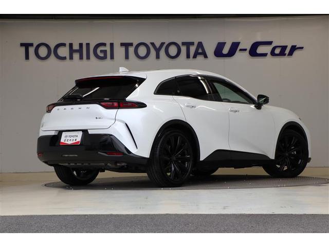 クラウンスポーツ Ｚ　４ＷＤ　メモリーナビ　ＥＴＣ　バックカメラ　革シート　サンルーフ　アルミホイール　フルセグ　オートクルーズコントロール　１００Ｖ電源　衝突防止システム　ＬＥＤヘッドランプ　ドライブレコーダー　エアコン（3枚目）