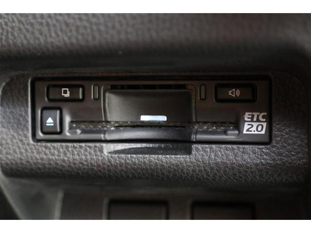 クラウンスポーツ Ｚ　４ＷＤ　メモリーナビ　ＥＴＣ　バックカメラ　革シート　サンルーフ　アルミホイール　フルセグ　オートクルーズコントロール　１００Ｖ電源　衝突防止システム　ＬＥＤヘッドランプ　ドライブレコーダー　エアコン（8枚目）