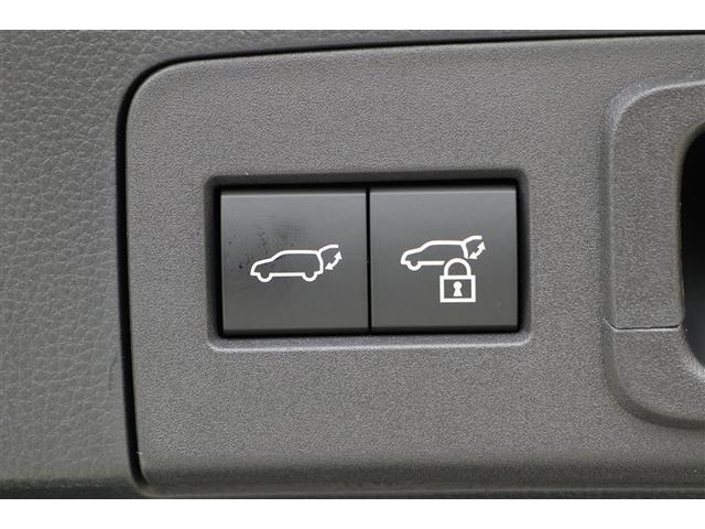 クラウンスポーツ Ｚ　４ＷＤ　メモリーナビ　ＥＴＣ　バックカメラ　革シート　サンルーフ　アルミホイール　フルセグ　オートクルーズコントロール　１００Ｖ電源　衝突防止システム　ＬＥＤヘッドランプ　ドライブレコーダー　エアコン（13枚目）