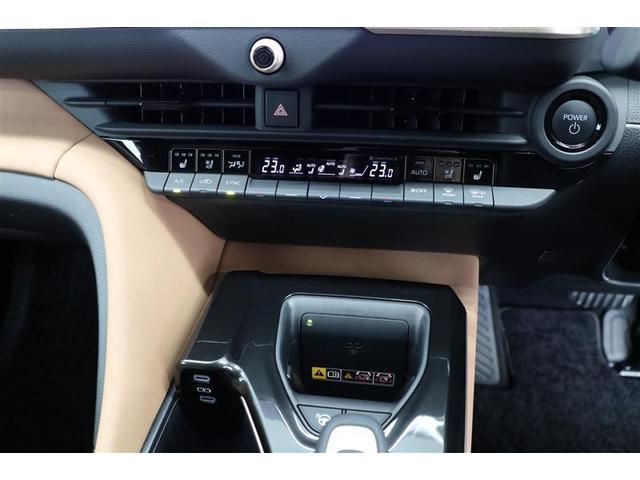 クラウンスポーツ Ｚ　４ＷＤ　メモリーナビ　ＥＴＣ　バックカメラ　革シート　サンルーフ　アルミホイール　フルセグ　オートクルーズコントロール　１００Ｖ電源　衝突防止システム　ＬＥＤヘッドランプ　ドライブレコーダー　エアコン（30枚目）