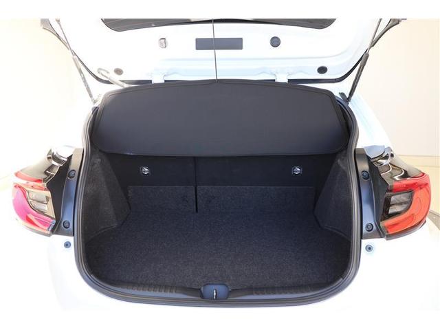 GRヤリス RZ ハイパフォーマンス 4WD メモリーナビ ETC バックカメラ アルミホイール オートクルーズコントロール アイドリングストップ 衝突防止システム LEDヘッドランプ スマートキー 盗難防止システム 横滑り防止装置(17枚目)