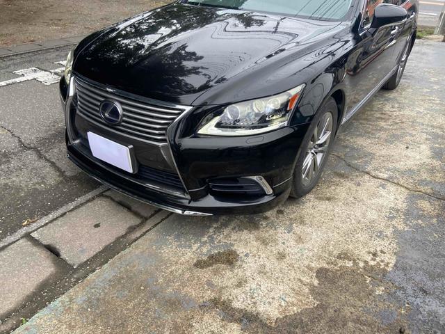 ＬＳ ＬＳ６００ｈ　バージョンＣ　Ｉパッケージ　４ＷＤ　クリアランスソナー　オートクルーズコントロール　ナビ　ＴＶ　アルミホイール　オートライト　ＬＥＤヘッドランプ　ＣＶＴ　シートエアコン　スマートキー　盗難防止システム　パワーシート　ブルーレイ（21枚目）