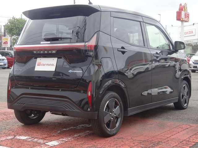 サクラ Ｘ　オーディオレス車／１４インチアルミホイール／エマージェンシーブレーキ／スマートキー／ワンオーナー／メンテナンスノート付／ステアリングスイッチ（2枚目）