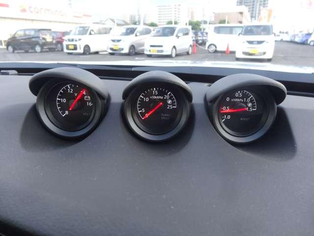 フェアレディZ 3.0 ベースグレード/ワンオーナー/18インチアル クルコン ドライブレコーダー LEDヘッド バックカメラ 衝突軽減システム ワンオーナー エアコン パワーウィンドウ パワーステアリング レーンアシスト ETC アルミホイール インテリジェントキー(10枚目)