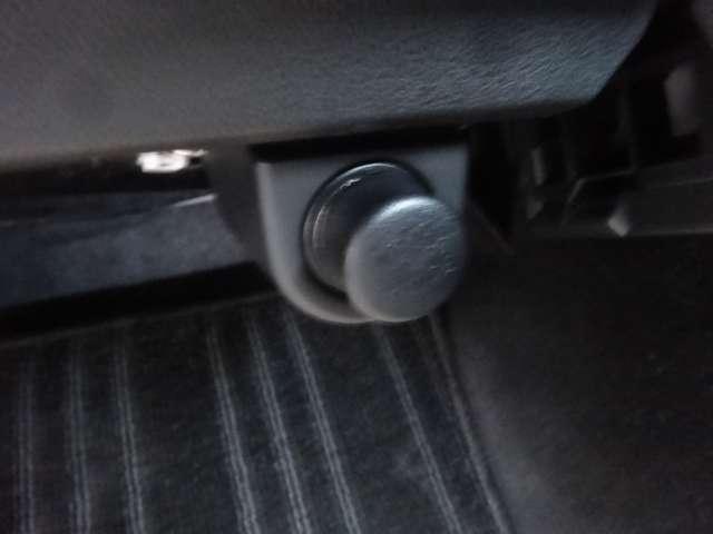 フェアレディZ 3.0 ベースグレード/ワンオーナー/18インチアル クルコン ドライブレコーダー LEDヘッド バックカメラ 衝突軽減システム ワンオーナー エアコン パワーウィンドウ パワーステアリング レーンアシスト ETC アルミホイール インテリジェントキー(17枚目)