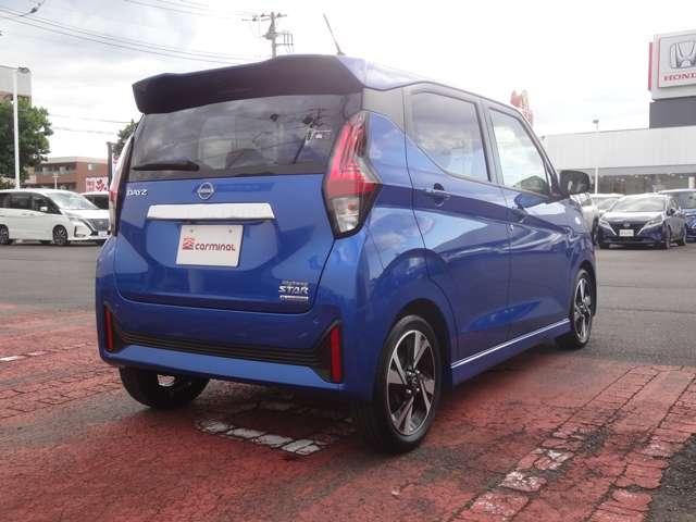 デイズ ６６０　ハイウェイスターＧターボ　プロパイロット　エディション　プロパイロット／９インチナビ／エマージェン　アルミ　イモビ　エアバック　ＥＴＣ車載器　ＬＥＤヘッドライト　レーダークルーズ　インテリジェントキー　レーンアシスト　キーレス　ドライブレコーダー　サイドカメラ　アイドリングストップ　エアコン　ＡＢＳ（2枚目）