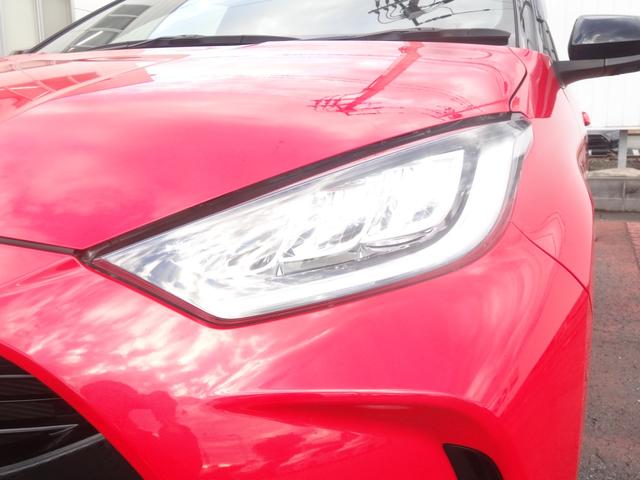 明るいＬＥＤヘッドライト採用。夜の運転も安心です♪