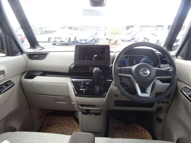 ルークス Ｘ　オーディオレス車／アラウンドビューモニター／フロントフォグランプ／助手席側電動スライドドア／オートマチックハイビーム／スマートキー（4枚目）